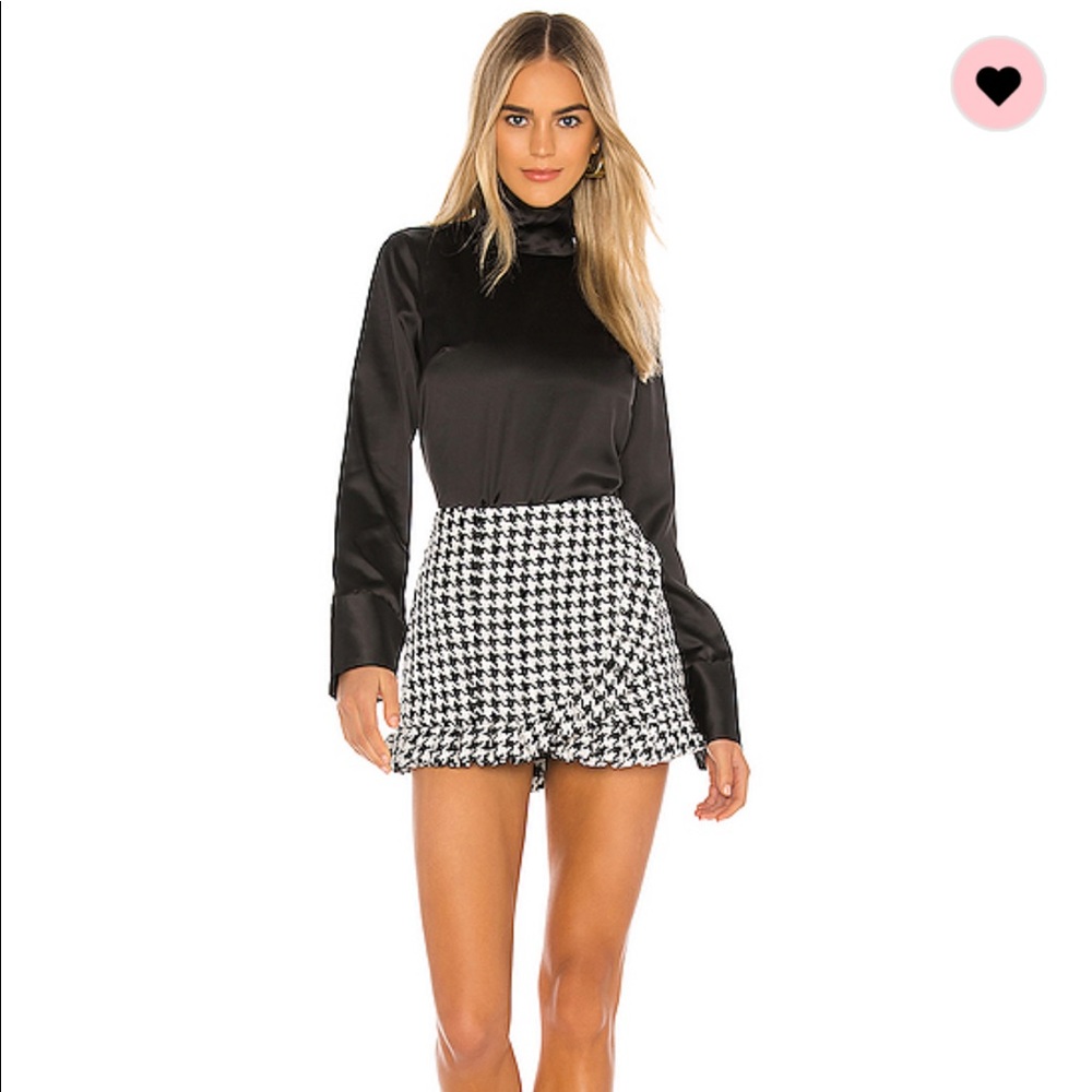 REVOLVE- Houndstooth Skort